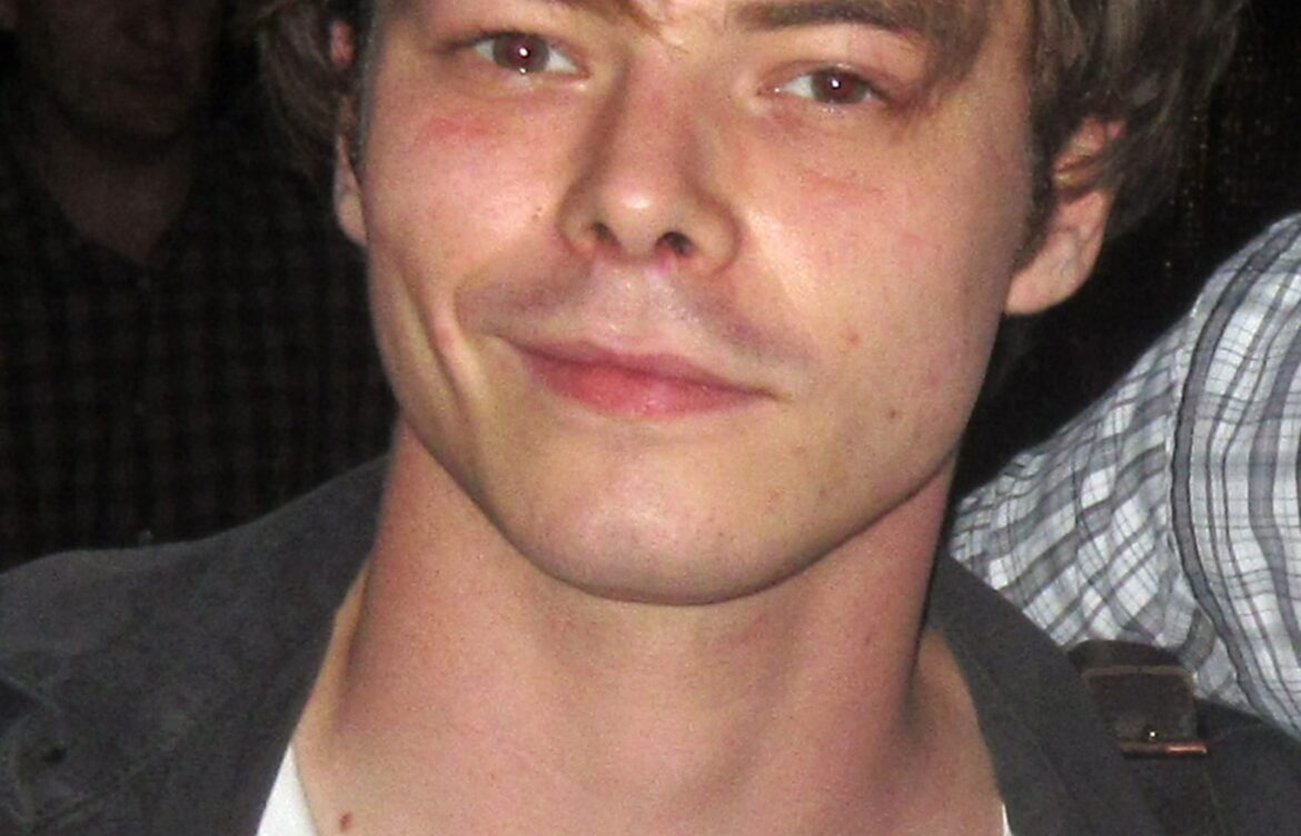 The Journey of Charlie Heaton: From Brit to Hollywood Star