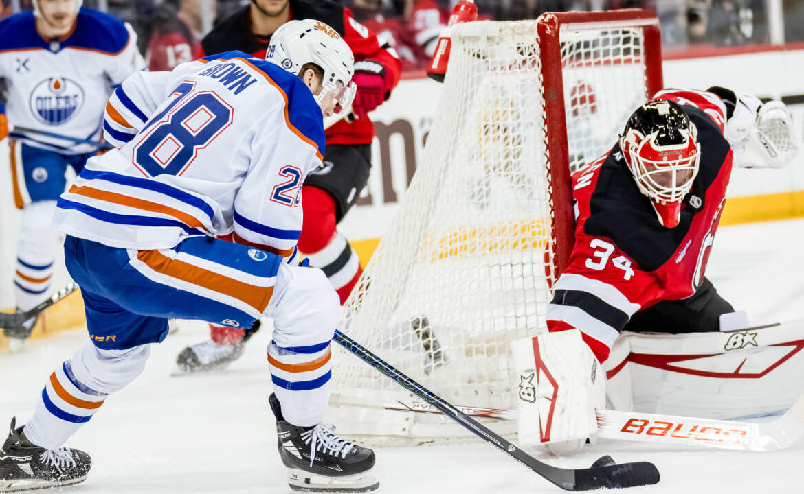 The Epic Rivalry: Devils vs Oilers Showdown