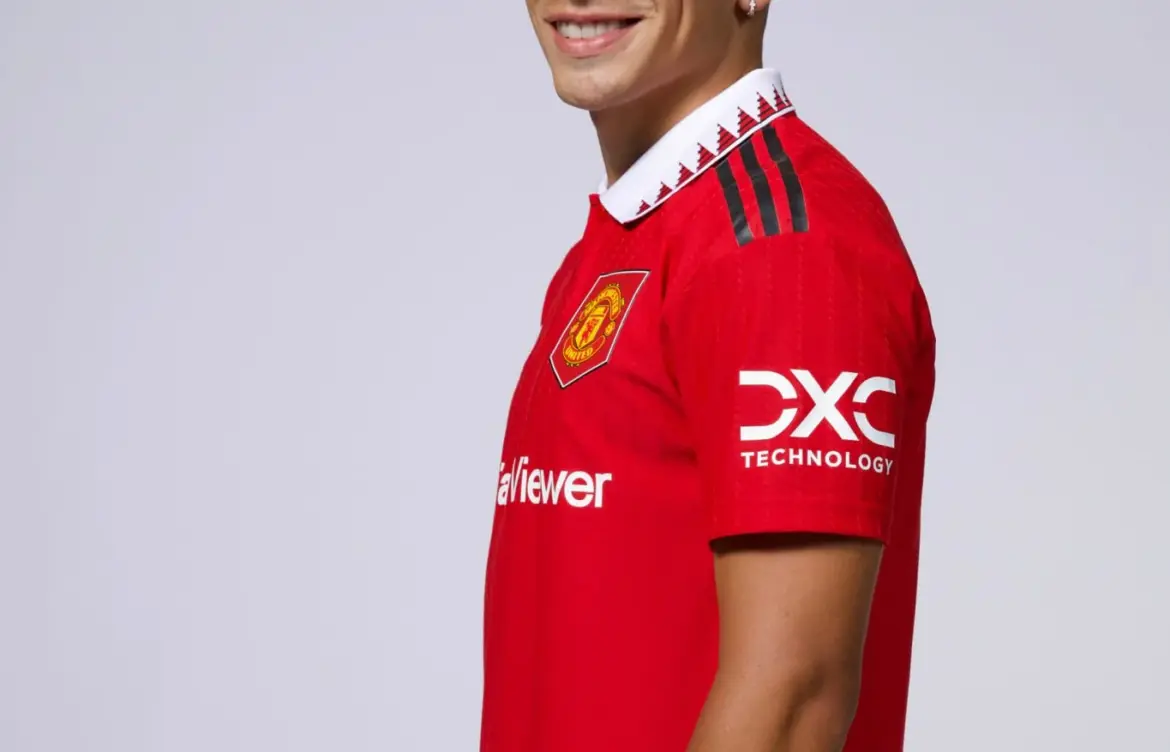 Lisandro Martínez: A Closer Look at His Football Journey