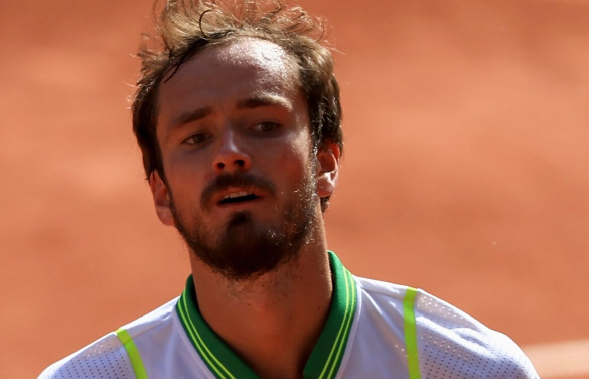 Daniil Medvedev: The Rise of a Tennis Champion