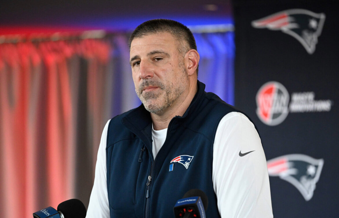 Mike Vrabel: From NFL Star to Head Coach of the Titans