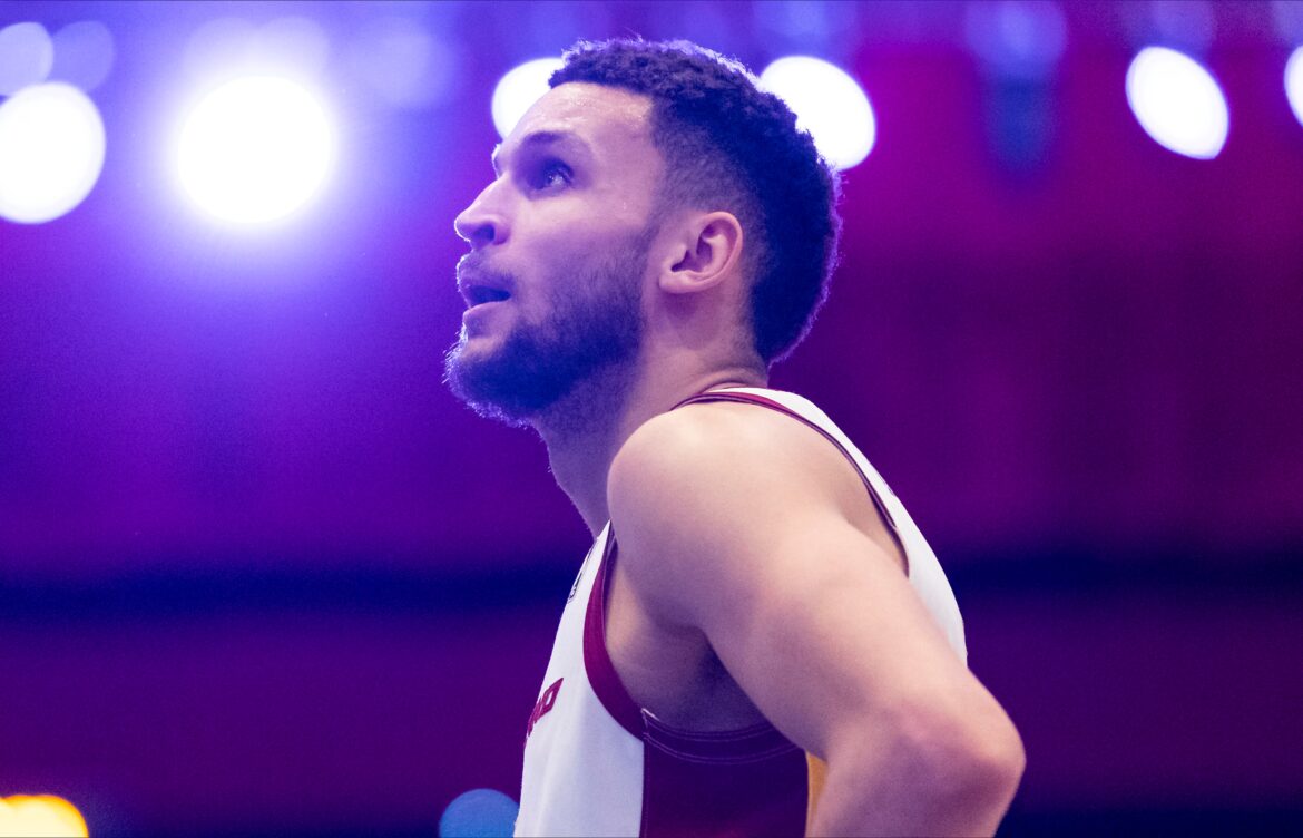 Pete Nance: Rising Star in College Basketball