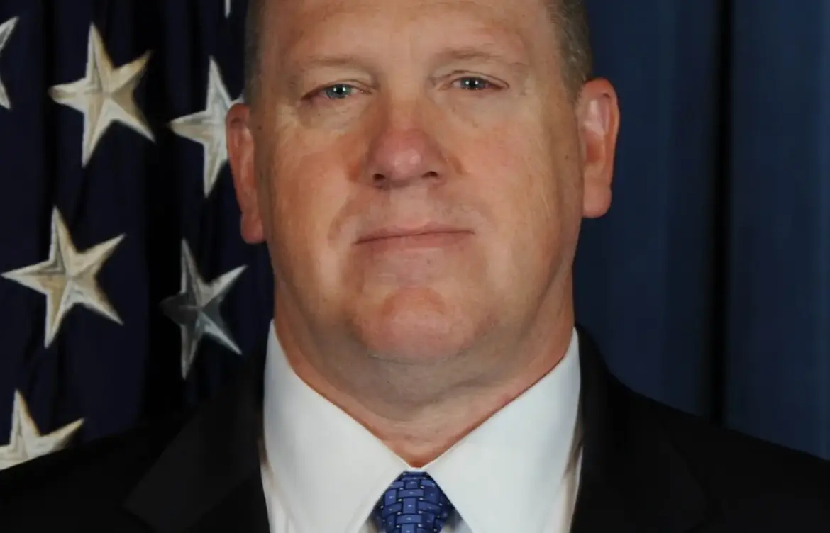 Tom Homan: A Key Figure in U.S. Immigration Policy