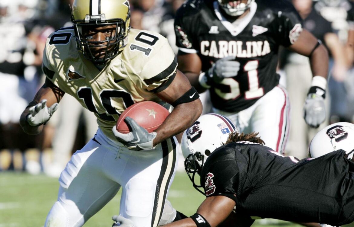 Vanderbilt vs South Carolina: A College Football Rivalry