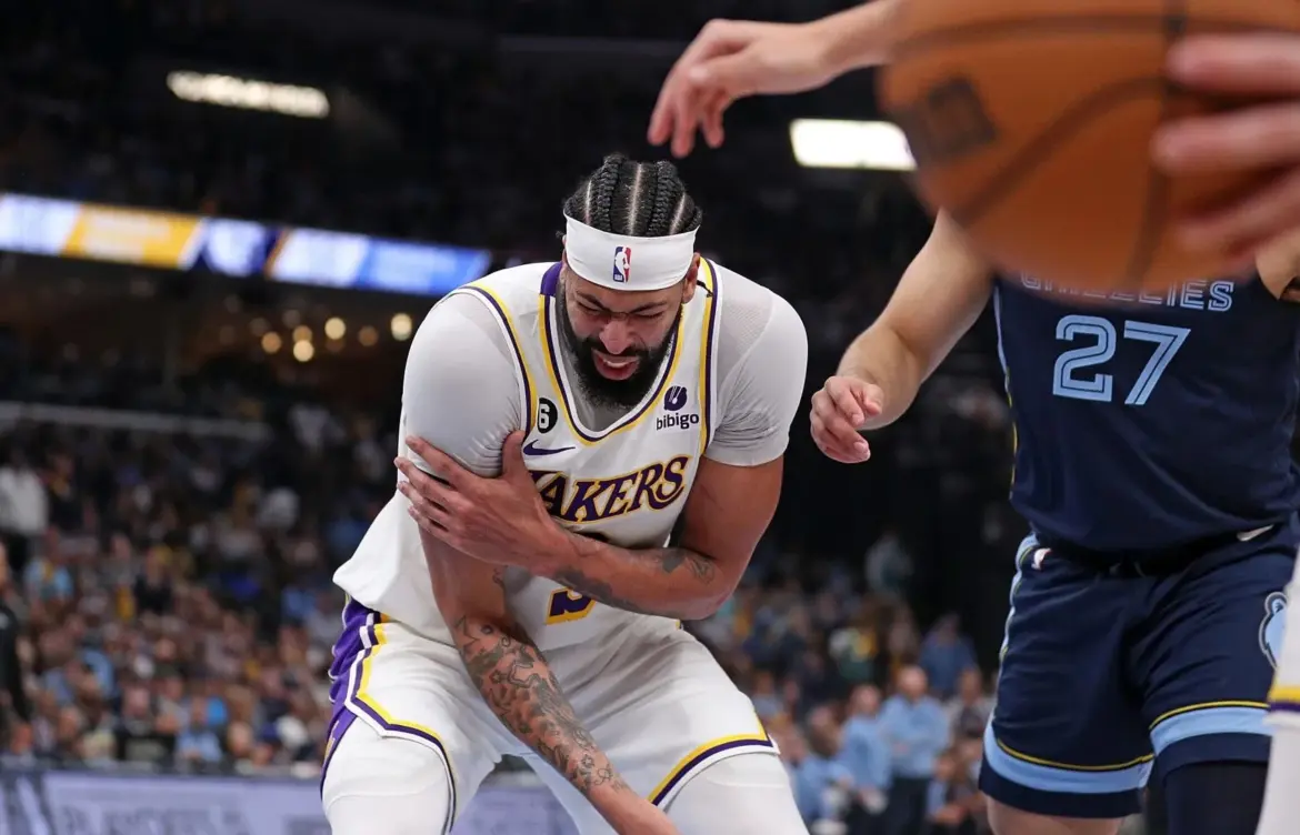 Anthony Davis Injury: Latest Updates and Implications for the Lakers