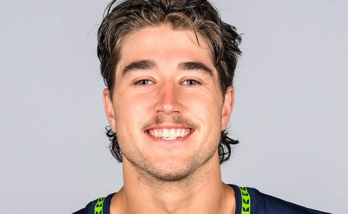 Bobo Seahawks: The Rising Star of the NFL