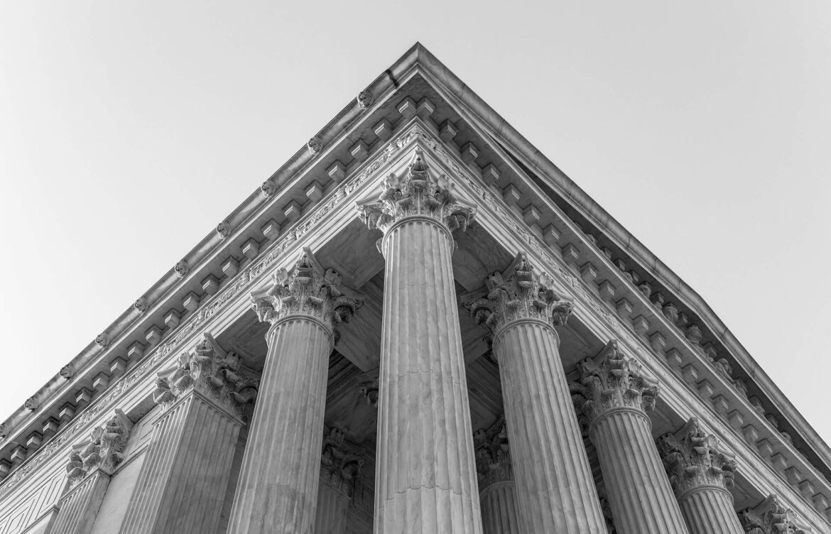 The Importance of Hiring a Criminal Defense Lawyer