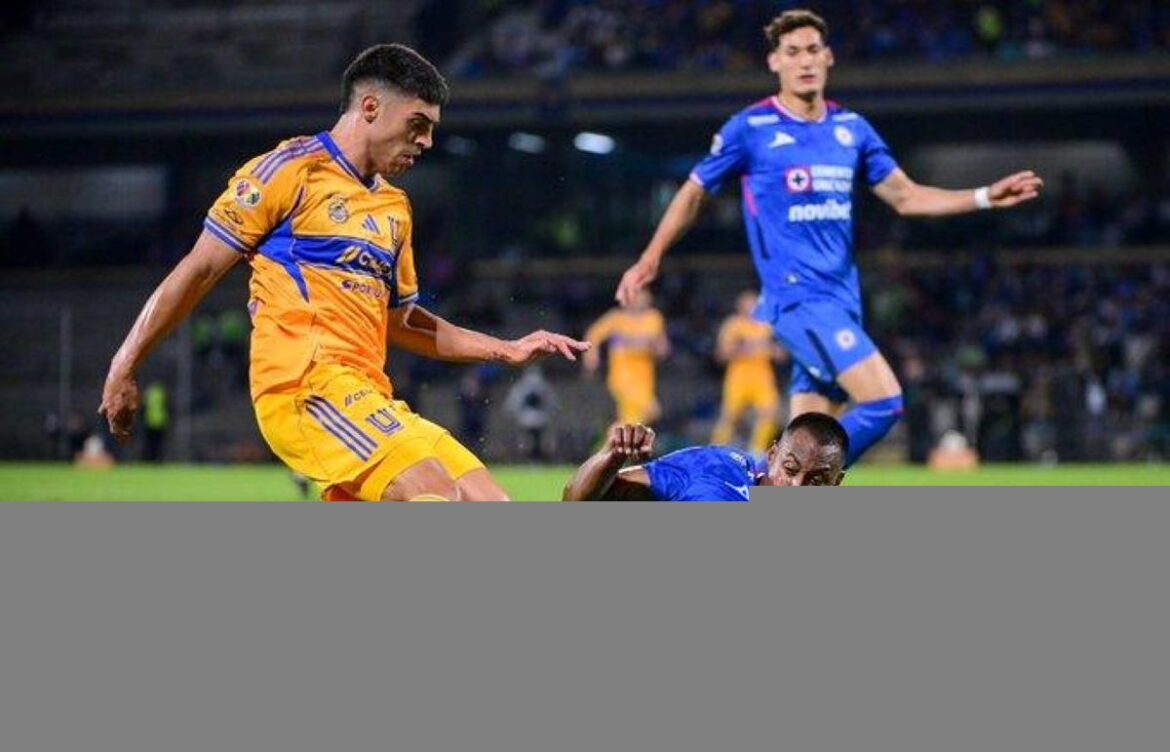 Cruz Azul Faces Tigres in Intense Liga MX Clash