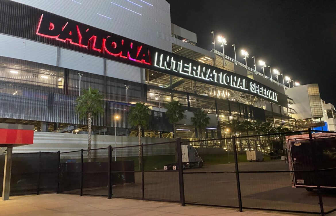 Understanding the Daytona 500 Start Time