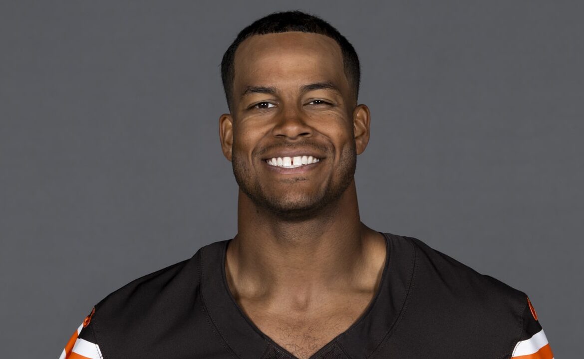 Jordan Hicks: An Overview of His NFL Journey