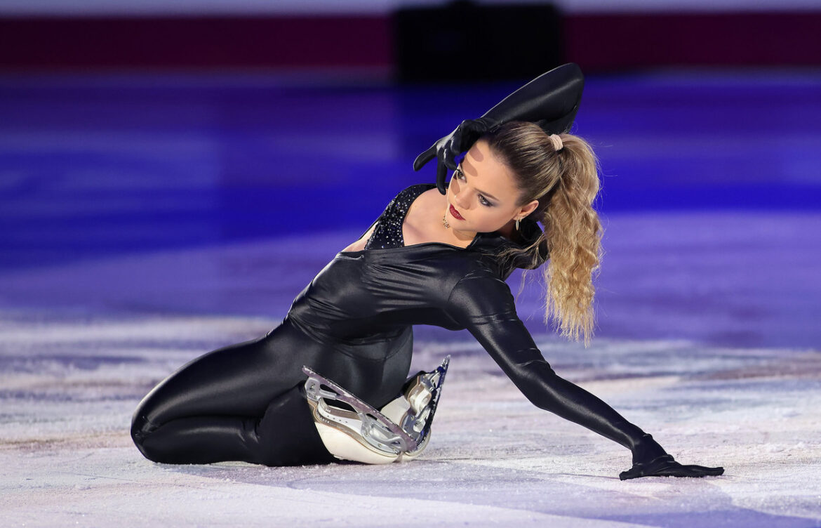 Loena Hendrickx: The Next Big Name in Figure Skating