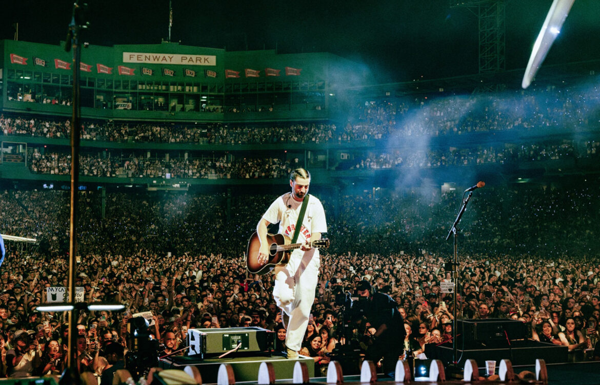Noah Kahan Shines at Fenway Park Concert