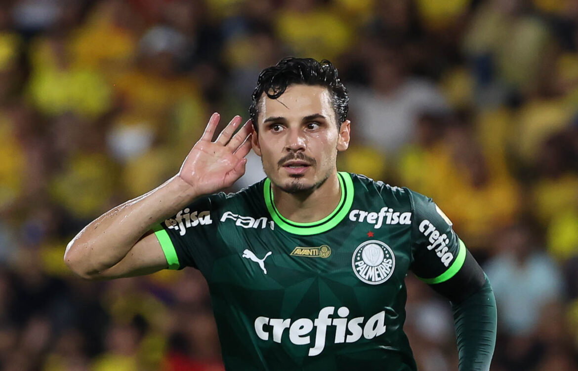 The Journey of Raphael Veiga in Brazilian Football