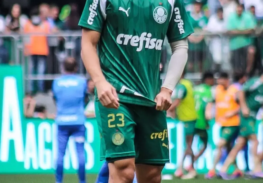 The Rising Star: Raphael Veiga in Soccer