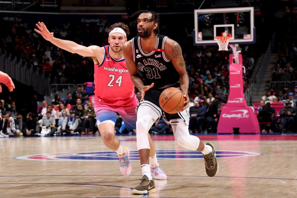 Latest Updates and Highlights from the Spurs Game