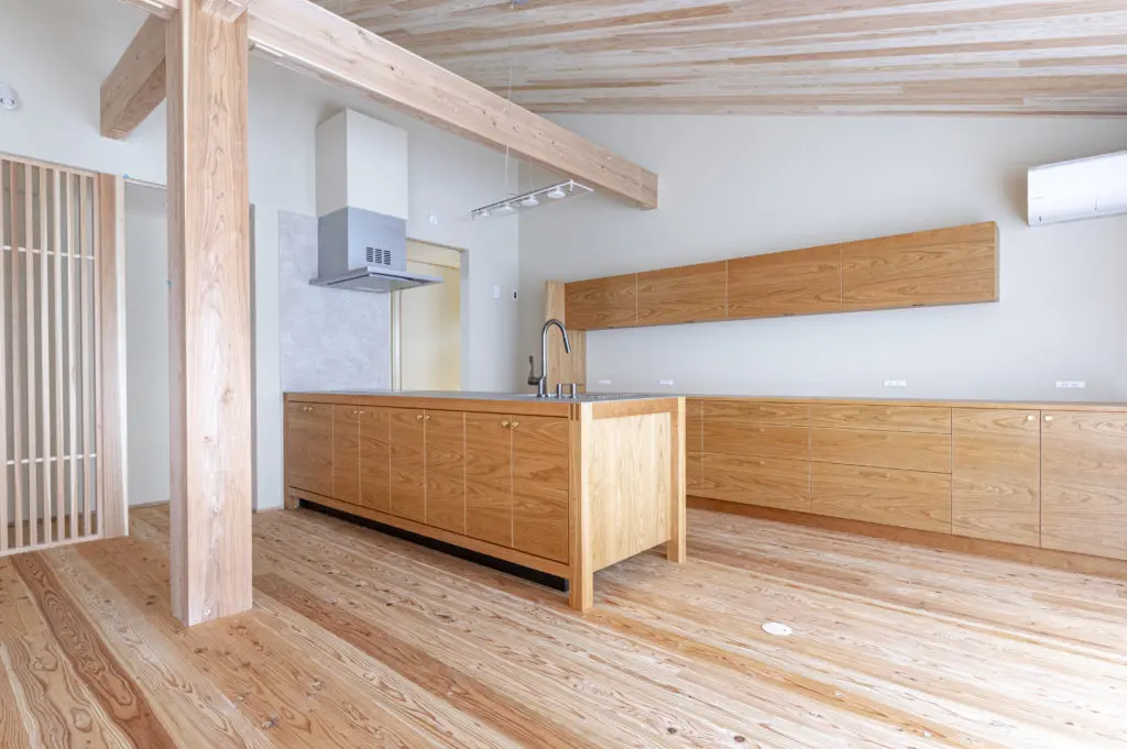 The Rise of Summer Houses: Modern Retreats for Relaxation