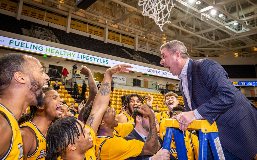 Towson Basketball: A Look at the Current Season