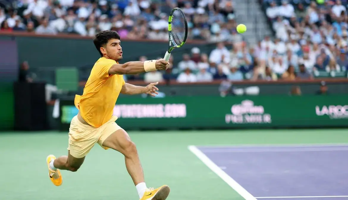Carlos alcaraz continues winning streak at Indian Wells