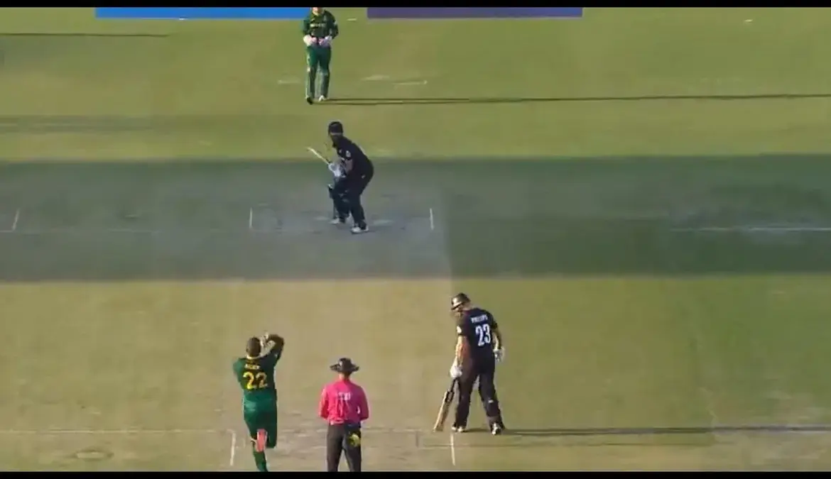 दक्षिण अफ्रीका बनाम न्यूजीलैंड: New Zealand vs South Africa: The 4th T20 Match at SKY Stadium