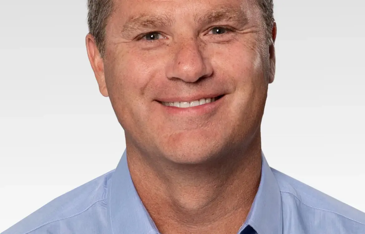 Doug McMillon Steps Down as Walmart CEO Amid AI Transformation