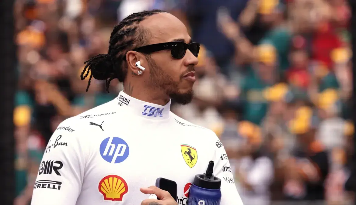 Lewis hamilton finishes fourth in australian grand prix