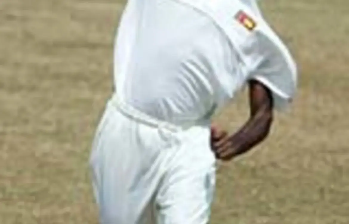 Muttiah Muralitharan Takes on Sanju Samson at MA Chidambaram Stadium
