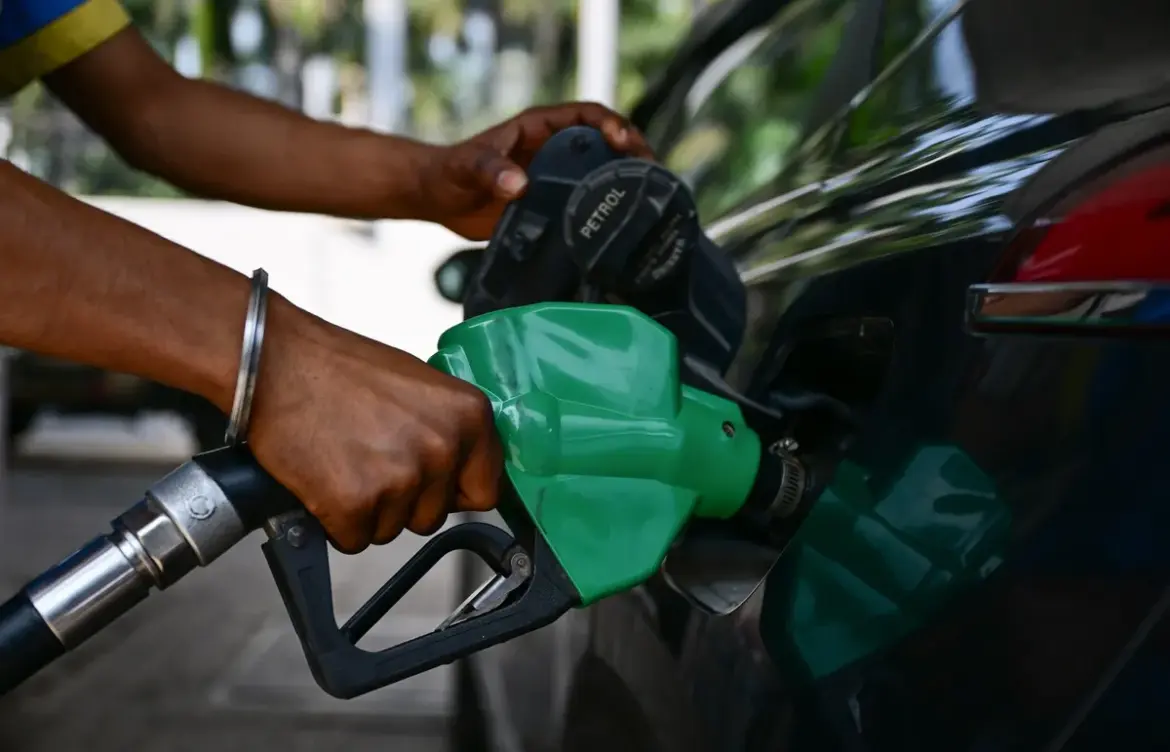 Petrol Prices Surge in Pakistan Amid Geopolitical Tensions