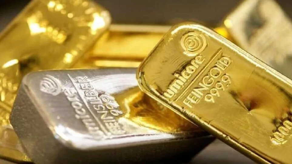 Silver Price Declines Amid Market Volatility