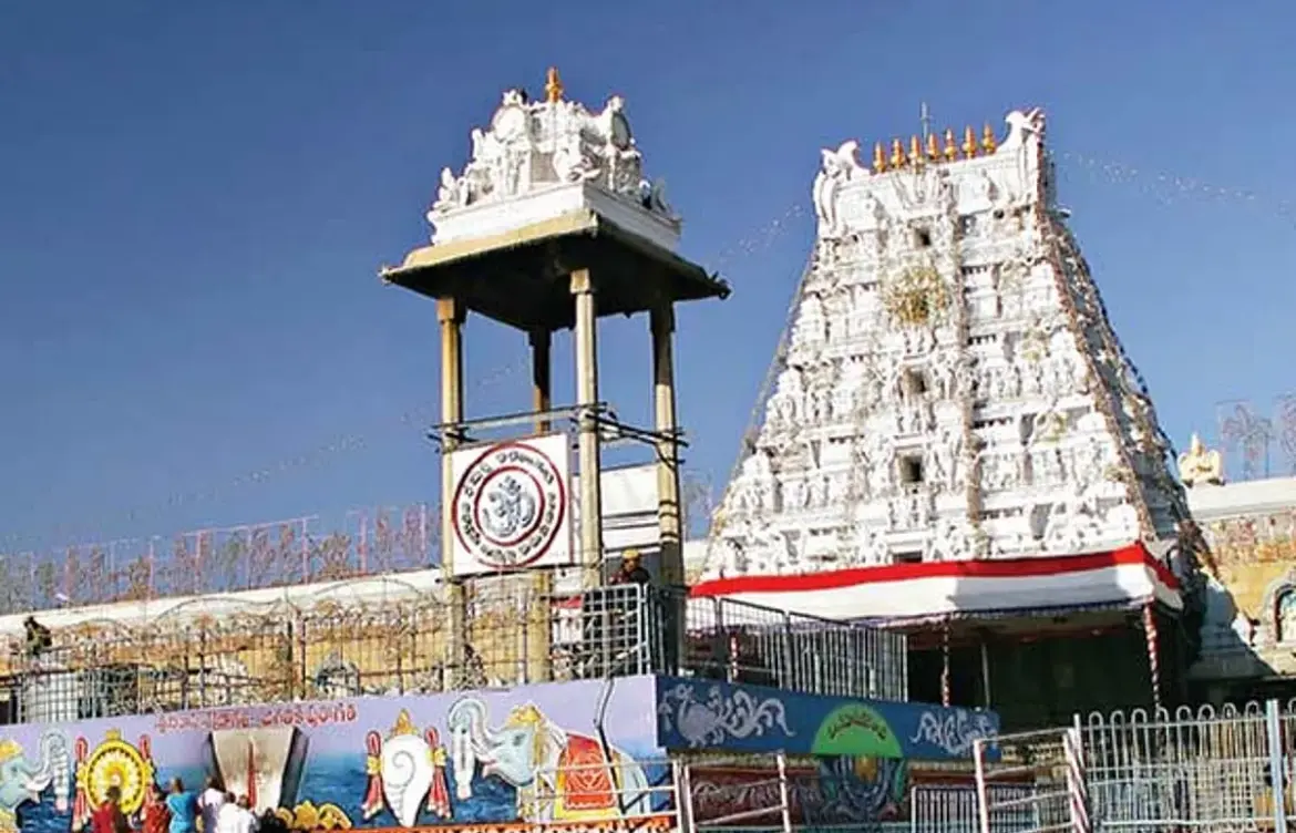 Ttd: Tirupati  Receives Rs 1 Crore Donation Amid Controversy