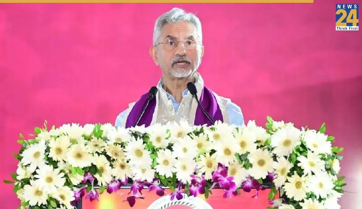 आर श्रीलेखा: R Sreelekha Makes Headlines in Vattiyurkavu Rally