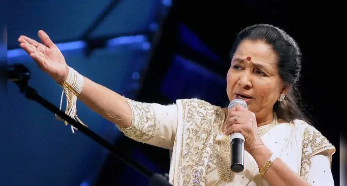 Asha Bhosle Admitted to Breach Candy Hospital in Mumbai