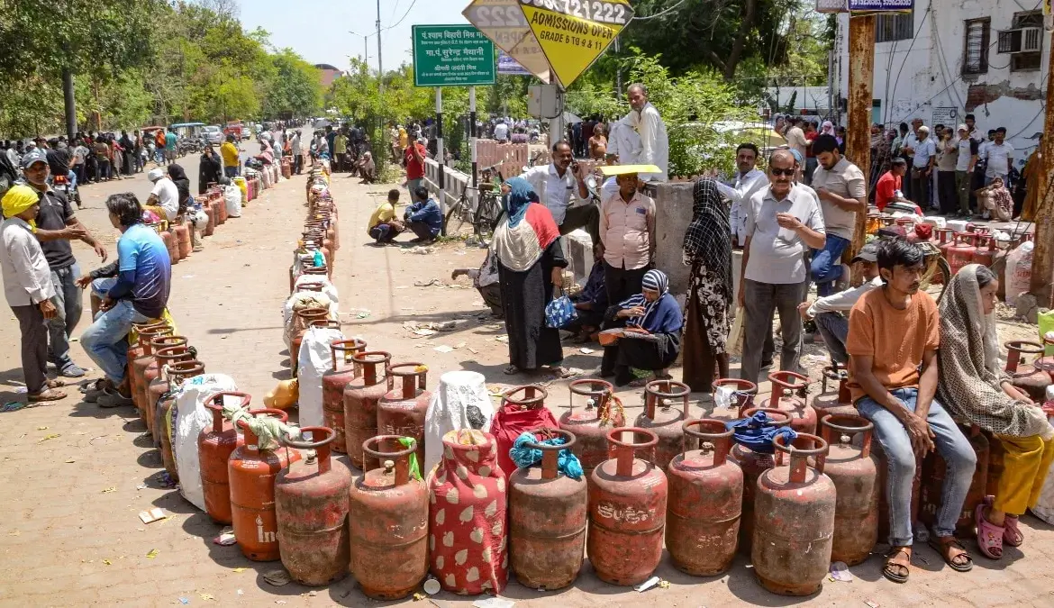 Gas cylinder: India’s Regulations Tighten Amid Rising Prices