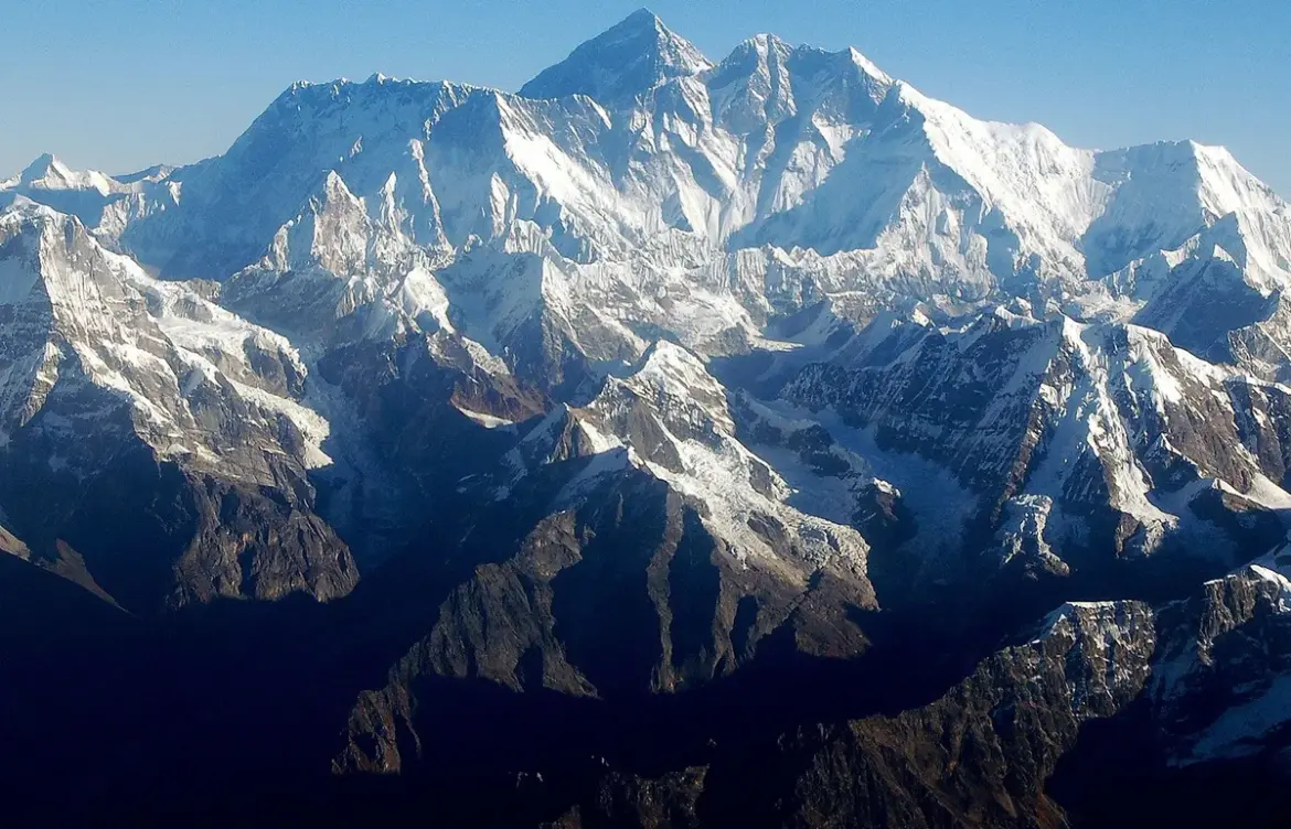 Mount Everest: Major Insurance Scam Uncovered
