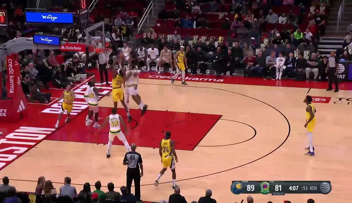 NBA Play-In Tournament Heats Up with Stephen Curry Leading the Charge