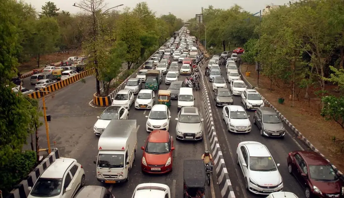Noida News: Workers Protest for Wage Increases