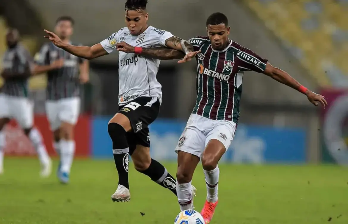 Santos vs Fluminense: A Crucial Clash at Vila Belmiro