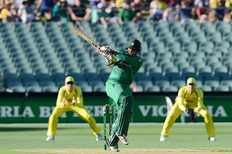 Sharjeel Khan Shines in Lahore as Hyderabad Kingsmen Dominate Multan Sultans