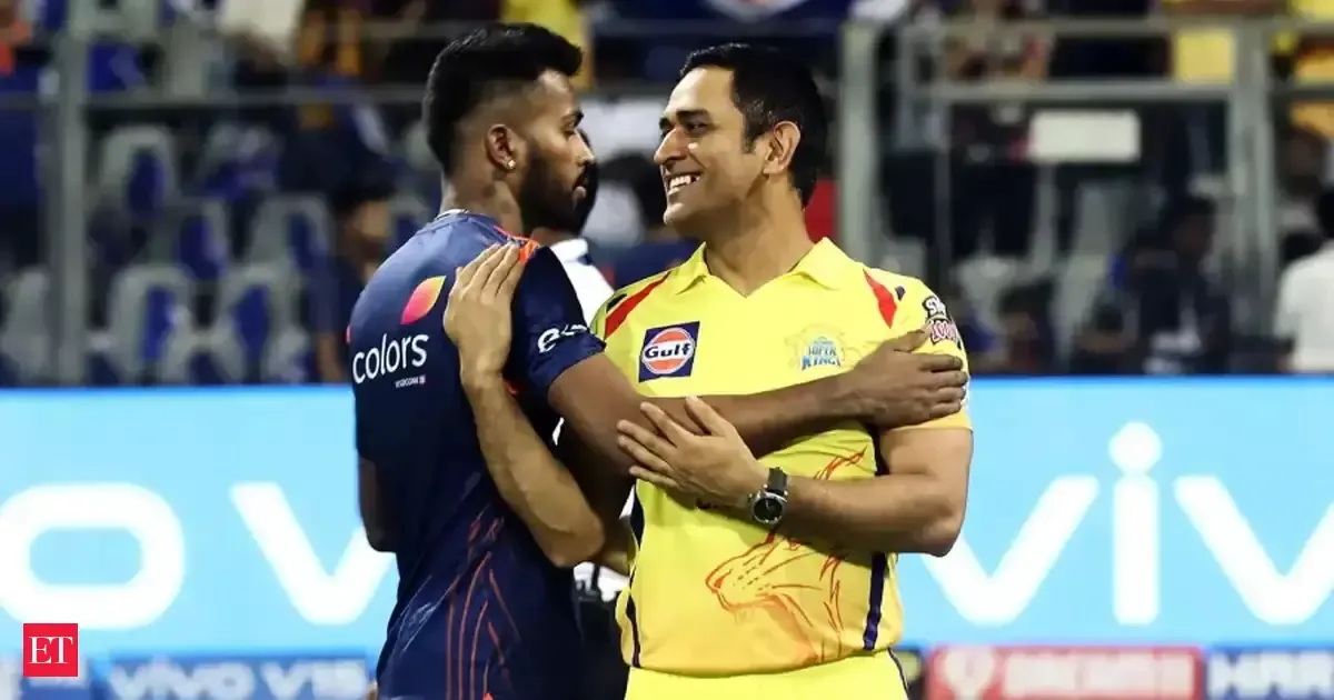 Hardik Pandya & MS Dhoni in same IPL team? CSK enter race to pick Mumbai Indians captain