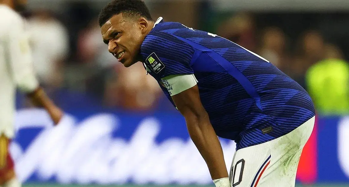FIFA defends semifinal referee after France’s Deschamps questions decision