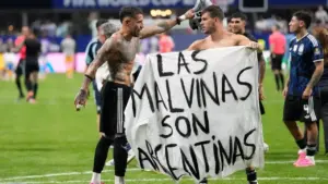 White House defends Argentina team over Falklands banner